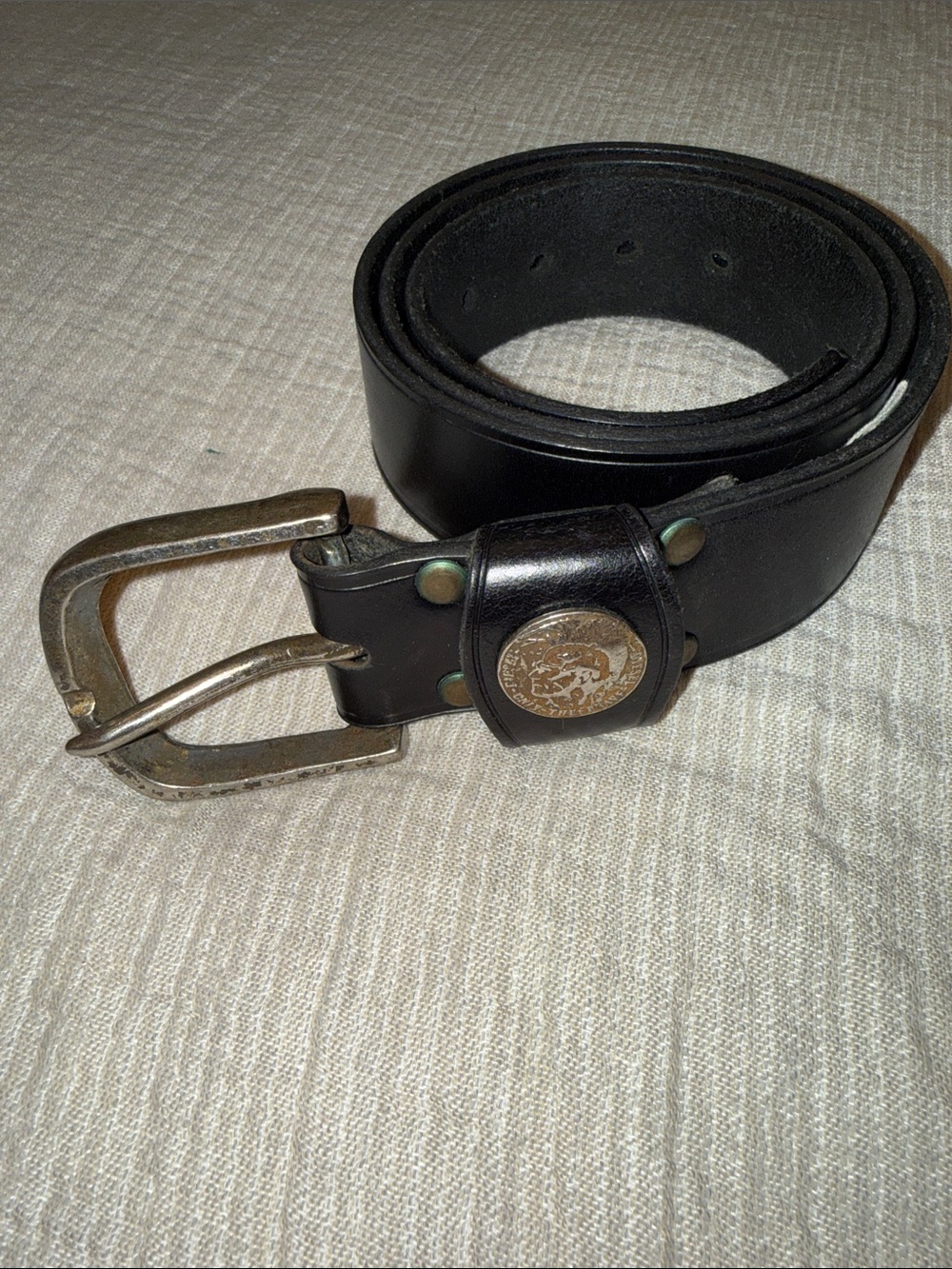 Vintage Diesel Black Leather Belt Distinct Hammered Metal Emblem Buckle 40